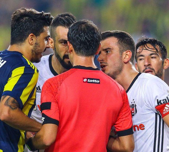 <p>Büyük tepki toplayan Palabıyık’ın bu sezon sonuna kadar Beşiktaş’ın hiçbir maçında düdük çalamayacağı vurgulandı.</p>
