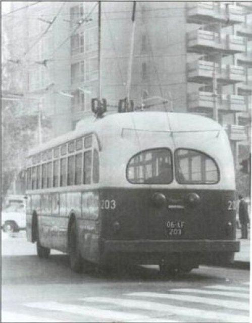 <p>Troleybüs</p>
