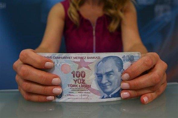 <p>4- Kişiler kendileri mi sisteme girecek?<br />
<br />
Hayır, çalıştığı işyeri tarafından sisteme sokulacak.</p>
