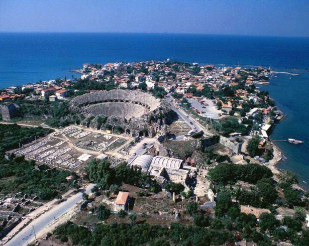<p>Antalya - 44 bin 727 kişi </p>
