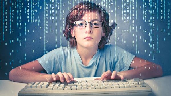 <p>Bilgisayar karşısında vakit öldüren çocuklar, bilgisayar hakkındaki birçok şeyi bizden daha iyi bilirler.</p>
