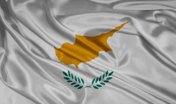 <p>KIBRIS RUM KESİMİ/Kıbrıs Rum yönetimi 1915 olaylarını 1982 yılında "soykırım" olarak kabul etti.</p>

<p> </p>
