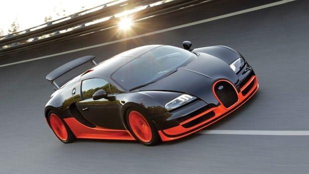 <p>2010 – Bugatti Veyron Super Sport Saatte 431 km</p>