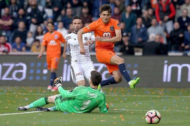 <p>- Cengiz Ünder oldu 25 milyon euro.</p>