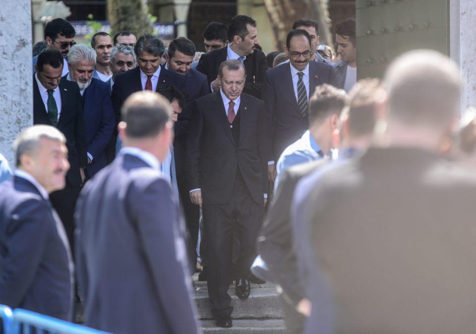 <p>Cumhurbaşkanı Erdoğan’ın sohbet ettiği hukuk öğrencisi Nazen Tekin, “Herkes gibi sayın Cumhurbaşkanımızı bekliyordum.</p>