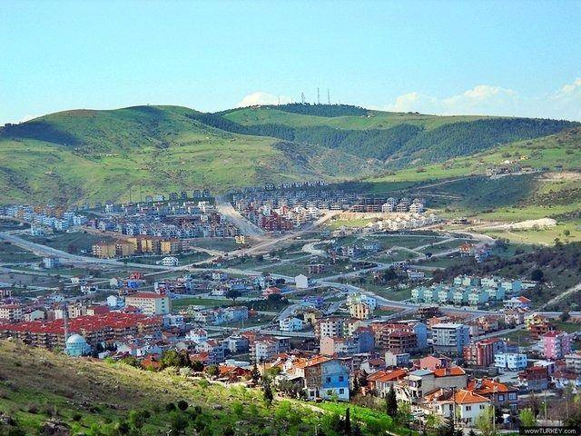 <p><strong>Balıkesir</strong></p>
<p>Kayıtlı Suriyeli: 2,171</p>
<p>Şehir Nüfusu: 1,196,389</p>
<p>İl nüfusu ile karşılaştırma yüzdesi: 0.18</p>