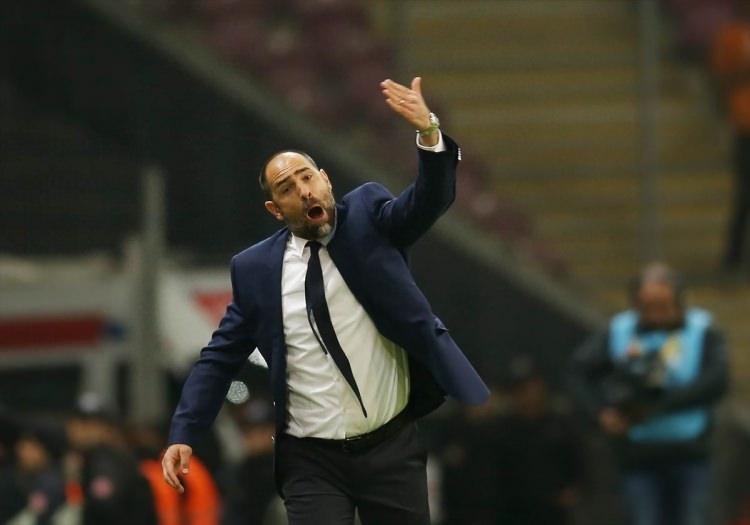 <p>IGOR TUDOR - ARTUK BEY</p>

<p>Tudor'un Galatasaray'a gelmesiyle takım içindeki değişim rüzgarı antrenmandaki zorluklar düzeyinde başladı.</p>

