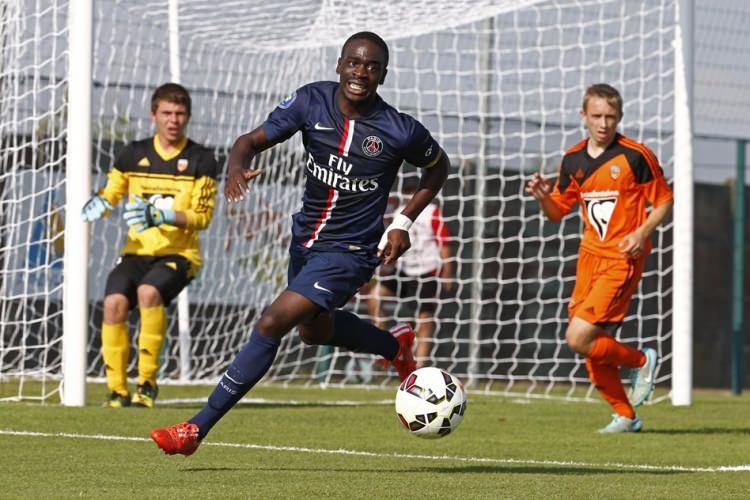 <p>Nanitamo İkone<br />
Takım: Paris Saint-Germain<br />
Ülke: Fransa</p>