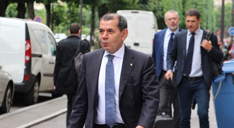 <p>A klas oyuncu garantisi veren Başkan Özbek, bunun yanı sıra, geçen yıl yaşanan forvet krizi nedeniyle iki golcü almak istiyor.</p>