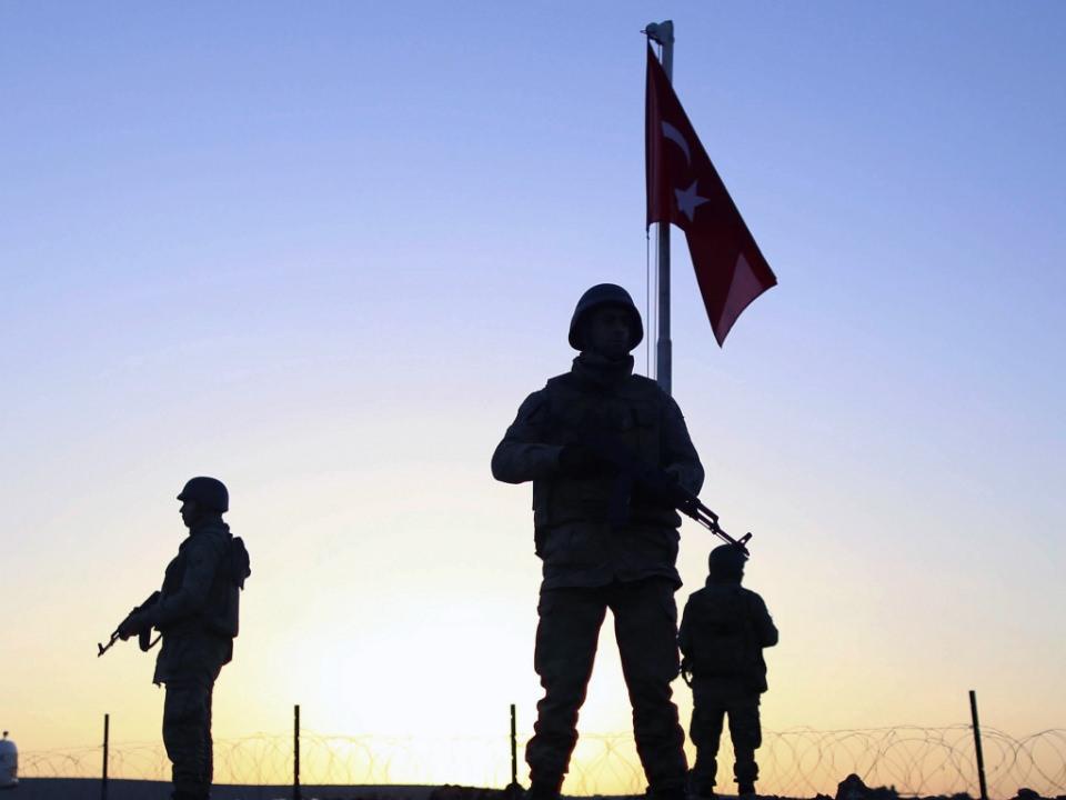 <p><strong>Hangi ülkenin kaç askeri var?</strong><br />
<br />
En çok askeri olan ülke hangisi? Türkiye asker sayısında dünyada kaçıncı sırada? Hangi ülkenin nüfusunun yarısı asker?</p>
