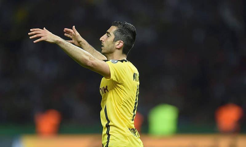 <p>Henrikh Mkhitaryan (Ofansif orta saha)</p>
<p> </p>
