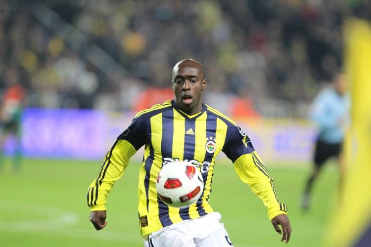 <p>Issiar Dia<br />
<br />
2010/2011 sezonu başında Fransa'nın Nancy takımından transfer olan Issiar Dia, hızıyla herkesin dikkatini çekse de, takıma fazla katkı sağlayamadı. Bitiriciliği ve ortaları çok iyi değildi. Bekleneni veremeyen Dia, daha sonra Katar'ın yolunu tuttu, bu sene ise Nancy'ye geri döndü.</p>