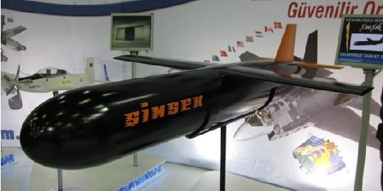 <p>Hava-hava, satıh-hava, uçaksavar ve füze sistemleri ile atış ve radarla takip eğitimlerinde kullanılan, muharip uçakların ve füzelerin uçuş karakteristiklerine yakın özelliklere sahip Yüksek Hızlı Hedef Uçak ihtiyaçlarını karşılayan Şimşek, müşteri ihtiyaçlarına göre şekillendirilebilir açık mimari yapıda tasarlandı.</p>

<p> </p>
