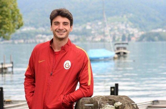 <p>CENK GÖNEN (İZMİR)</p>

