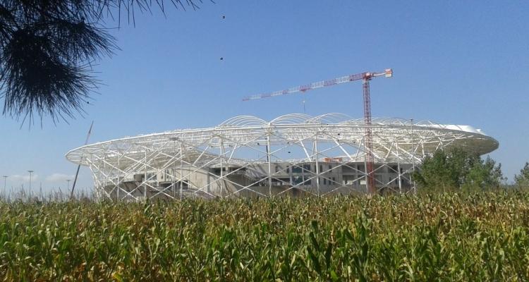 <p>Yeni Sakarya Stadı<br />
​Kapasite: 25.000</p>

