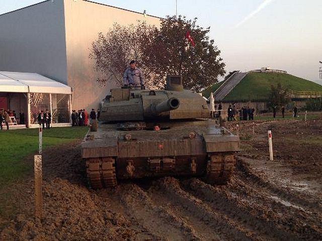 <p>Tankın, kusursuz hareket kabiliyeti, üstün ateş gücü ve dayanıklılığıyla gelecekte muharebe sahalarının en kritik unsurlarından biri olması öngörülüyor.</p>