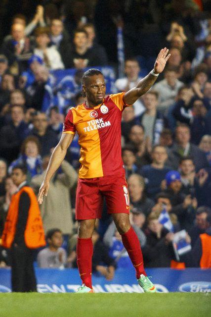 <p>Didier Drogba - Yaşı: 37 - Takımı: Chelsea (İngiltere)</p>