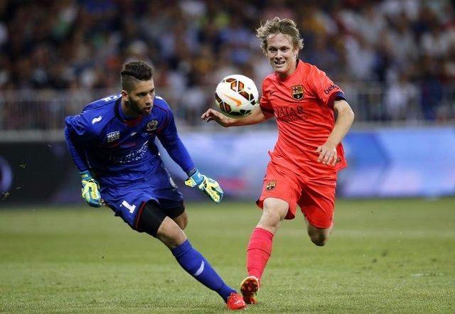 <p><strong>ALEN HALILOVIC</strong></p>

<p>DINAMO ZAGREB'TEN 2.5 MİLYON EURO'YA</p>
