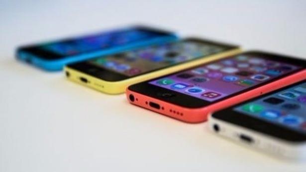 <p><strong>iPhone 5C  </strong><br />
124.4 milimetre </p>
