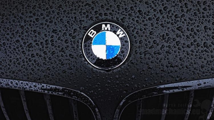 <p><span style="color:#FFA07A"><strong>BMW</strong></span></p>

<p>Alman markanın birçok modelinde üretim yılı farkı mevcut.</p>
