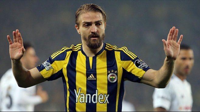 <p>Ardından stada gitmeyi reddetmiş ve Fenerbahçe kulübü tarafından sezon sonuna kadar kadro dışı bırakılmıştı.</p>