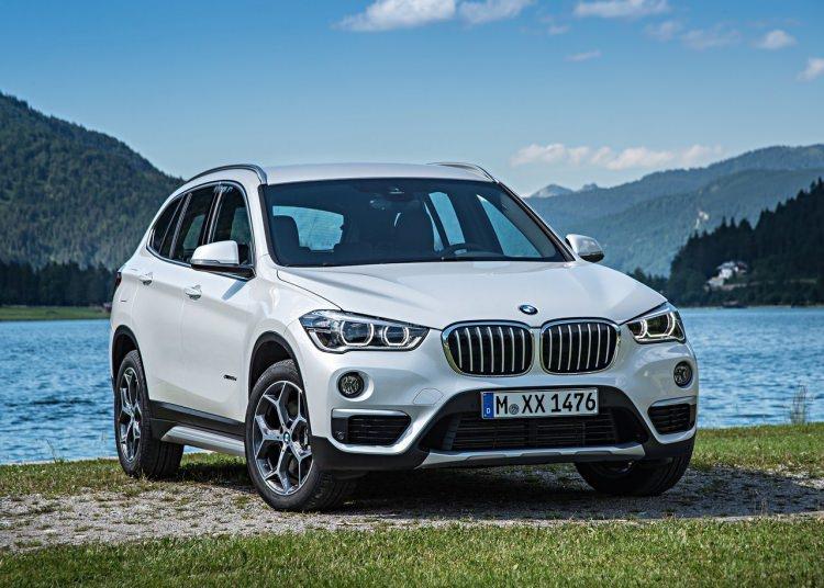 <p>BMW X1 sDrive18i</p>
<p>2017 çıkışlı başlangıç fiyatı: 198.400 TL<br />
2016 çıkışlı başlangıç fiyatı: 195.800 TL</p>