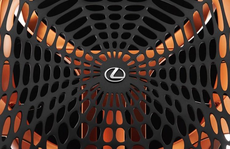<p><span style="color:#D3D3D3">Lexus markası sunduğu lüks özellikler ve farklı tasarımının yanı sıra teknoloji konusunda da dikkatleri üzerine çekmeye devam ediyor. Lexus markası, uzun yolculuklarda vücutta oluşan olumsuz etkileri yok eden ve yolculukları daha konforlu hale getiren bir koltuk geliştirdi.</span></p>
