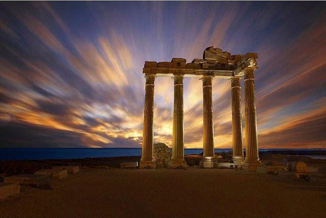 <p>Antalya: Side Apollon Tapınağı. Fotoğraf, Necat Çetin</p>
<p> </p>