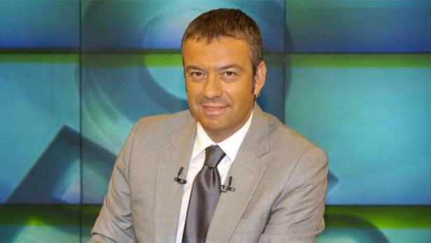 <p>Melih Gümüşbıçak: “Rapajic atıyor, 4 oluyor” (Fenerbahçe – Gaziantepspor maçında)</p>
