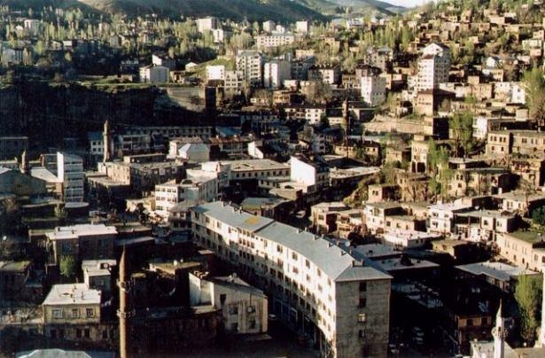 <p>Bitlis<br />
112.787 kişi </p>
