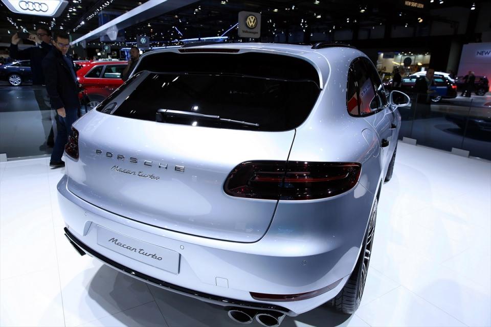 <p>Porsche Macan </p>
