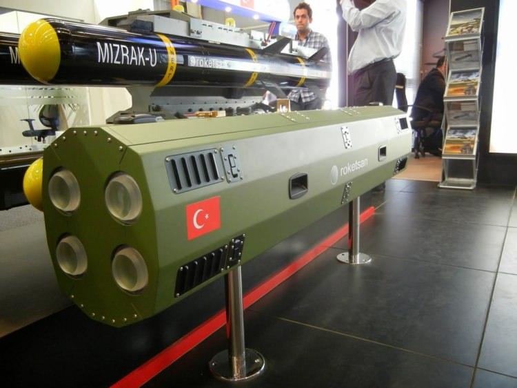<p>8 km azami menzil ve 500 m asgari menzile sahip tanksavar füze, gündüz-gece ve tüm hava koşullarında görev yapabiliyor.</p>