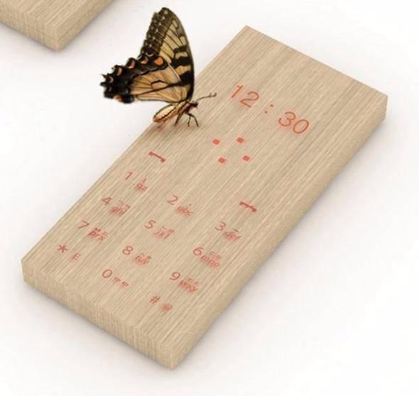 <p><strong>Maple Phone </strong><br />
<br />
Görnüşte sadece 4.5 x 10.4 x 9.8 cm ebatlarında ahşap bir parça...</p>