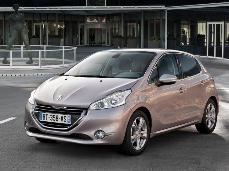 <p>Peugeot 208 1.5 HDi Access : 56.950 TL</p>
