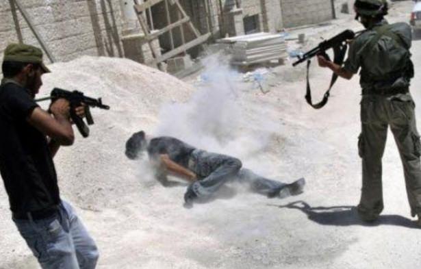 <p>Muhammed Ballas,AFP</p>

<p>Batı Şeria'da işbirlikçi olduğundan şüphelenilen kişinin güpegündüz infazı... </p>
