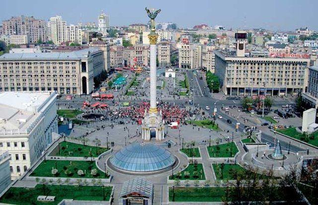 <p>Karasal Alan km²<br />
Ukrayna<br />
579.330 </p>
