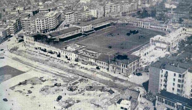 <p>Taksim Stadı</p>

<ul>
</ul>

