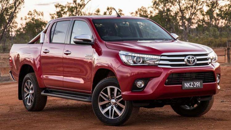 <p>Toyota Hilux (Standart güvenlik ekipmanı)</p>
