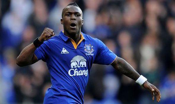 <p>Royston Drenthe</p>
