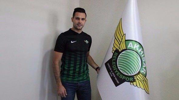 <p><strong>MIRAL SAMARDZIC</strong><br />
<br />
Henan Jianye'den Akhisar Belediyespor'a. 3.5 yıllık imza.</p>