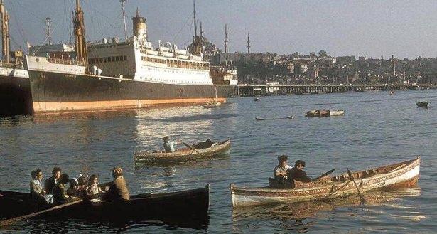 <p>Haliç... 1946..</p>

<p> </p>
