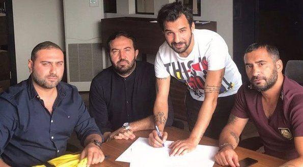 <p>Engin Baytar, ABD'de yaşayan Malatyalılar tarafından kurulan Malatyaspor USA takımına transfer oldu</p>