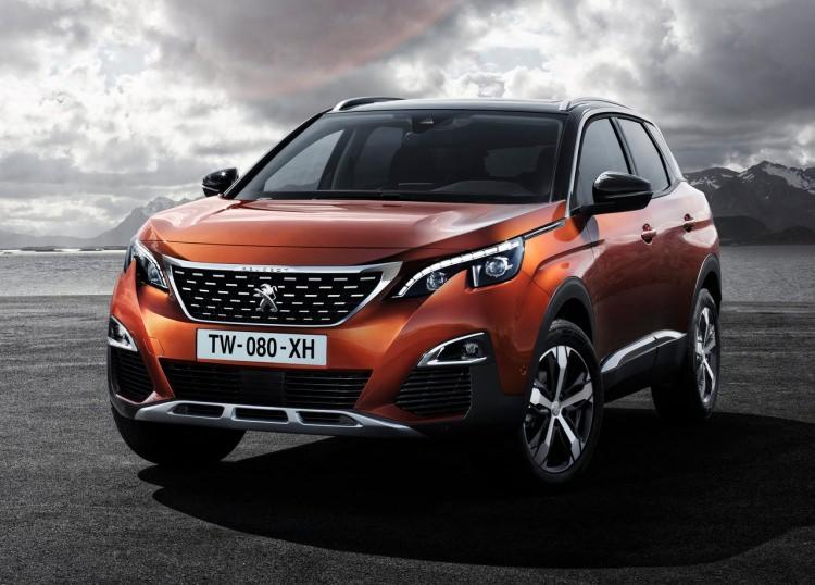 <p>Peugeot 3008</p>
<p>2017 çıkışlı başlangıç fiyatı: 105.900 TL<br />
2016 çıkışlı başlangıç fiyatı: 100.900 TL</p>