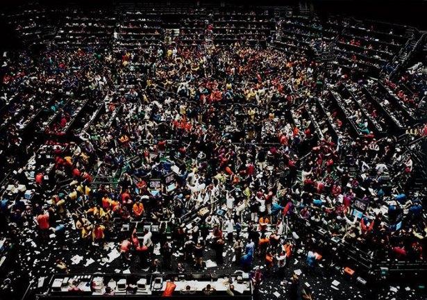 <p>6. Andreas Gursky "Chicago Board of Trade III" (1997) 3,298,755 dolar</p>

<p> </p>
