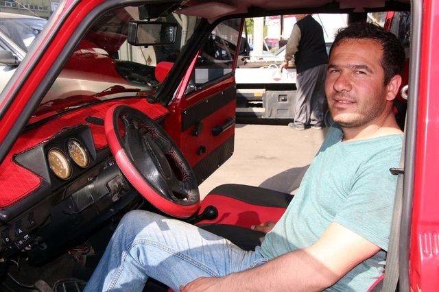 <p>Araç ilk günkü gibi oldu. İlgi odağı oldu kentte. İnsanlar görünce geçmişini hatırlıyor. Fotoğraf çektirenler oluyor.</p>
<p> </p>
<ul>
</ul>
<ul>
</ul>