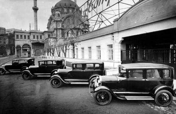 <p>1930'lu yıllar Ford'un Tophane'deki Otomobil Fabrikası</p>
