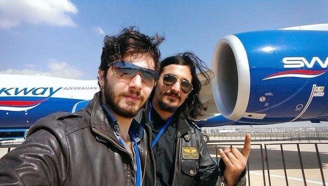 <p>Son olarak 'Neşeli Gençlik' sinema filminde rol alan Boran, başlarda konservatuar okumayı düşünse de içindeki havacılık aşkı ön plana çıkmış: "Oyunculuk macerası birkaç projeyle daha devam etti, ergenlik dönemimde biraz ara verdim. Bir sinema filminde rol aldım ve o benim için son proje<br />
oldu. İlk başlarda konservatuar düşünüyordum fakat daha sonra havacılık bana daha sıcak geldi. Kapadokya Meslek Yüksek Okulu'nda Sivil Hava Ulaştırma İşletmeciliği okudum."</p>
<p> </p>