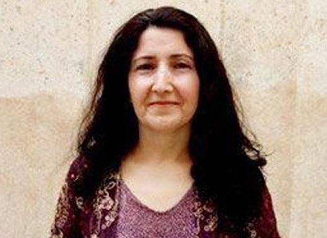 <p>22 Ocak 2015 Mardin’de yaptığı bir konuşmada “Kürt halk önderi Öcalan’ın özgürlüğü için Cizre kantonundaki mücadeleyi kutluyoruz. .....Nusaybin, mücadelesini Kürdistan’a göstermiştir.”</p>

<p> </p>
