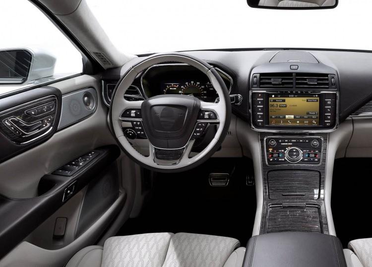 <p>LINCOLN CONTINENTAL</p>
