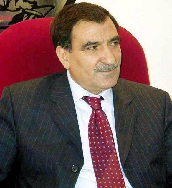 <p>BAKİ AYDIN<br />
<br />
Spiker: Başkanım Elazığspor'un kondisyonu yok. Baki Aydın: Alırız!</p>